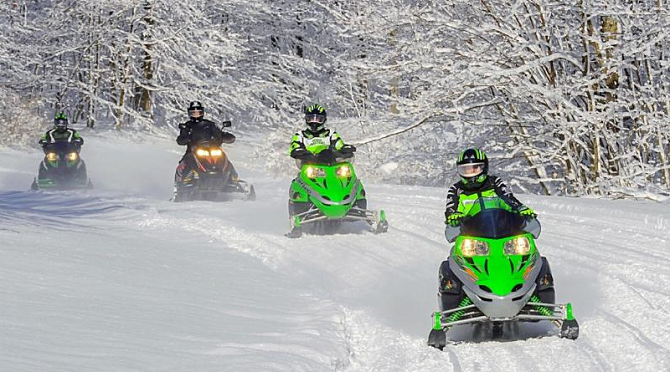 snowmobile_pic